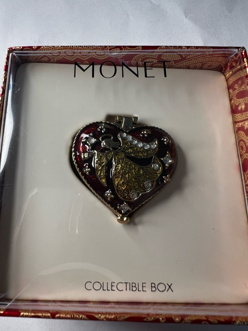 Collectible Monet Enamel Red Gold Angel Heart Trinket Box Vintage In Box - Picture 8 of 17